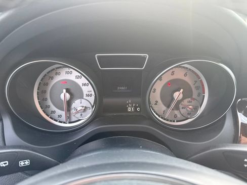 Used 2016 Mercedes-Benz GLA 250 4MATIC image 5
