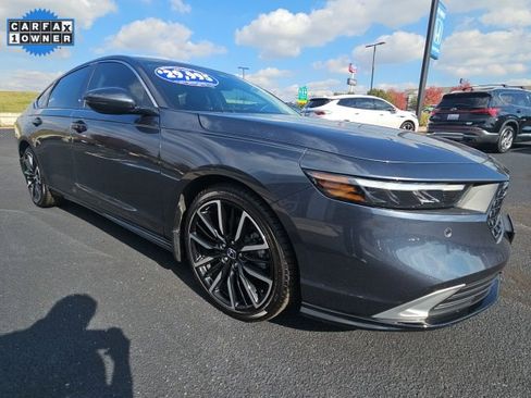 Certified 2025 Honda Accord Touring image 4