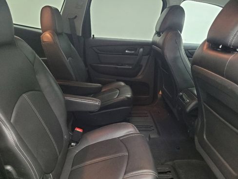 Used 2017 Chevrolet Traverse LT FWD image 19
