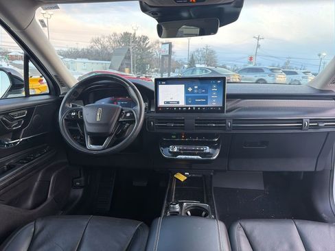 Used 2023 Lincoln Corsair Reserve w/ Equipment Group 201A image 22