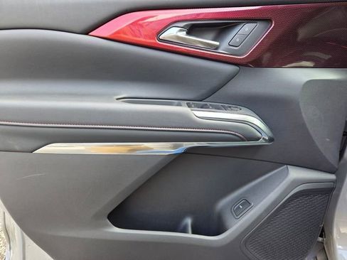 New 2026 Chevrolet Traverse Z71 w/ LPO, Floor Liner Package image 26