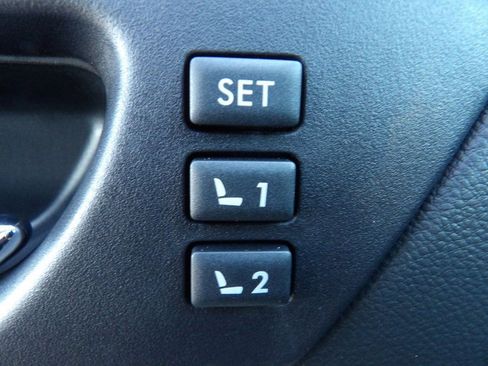 Used 2019 Subaru Outback 2.5i Limited w/ Popular Package #2 image 11