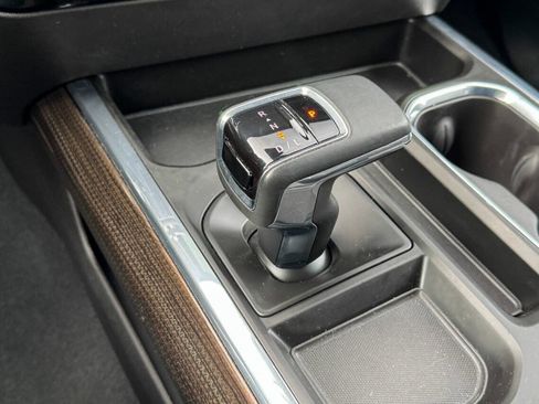 Used 2023 Chevrolet Silverado 1500 LT Trail Boss w/ Convenience Package II image 37