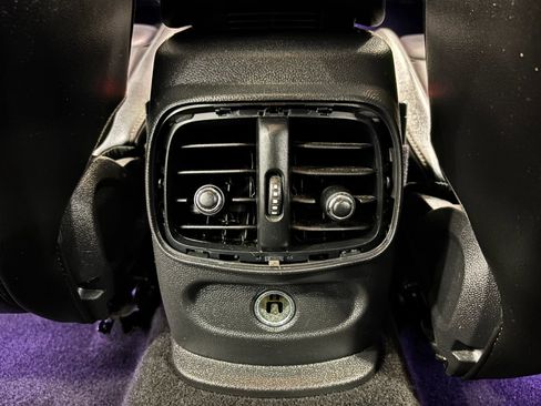 Used 2017 MINI Cooper Clubman S image 18