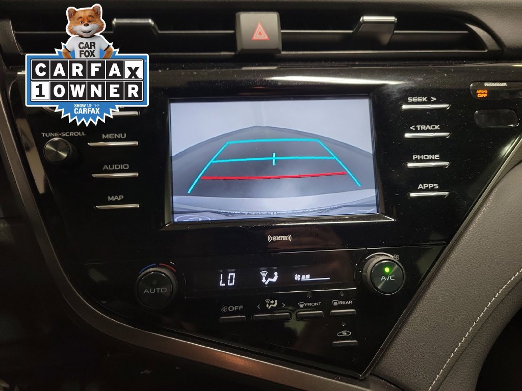 Used 2020 Toyota Camry SE FWD image 20
