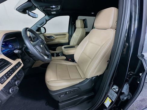 Used 2023 Chevrolet Tahoe Premier w/ Advanced Technology Package RWD image 20