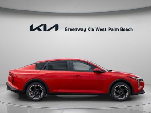 New 2026 Kia K4 EX image 9