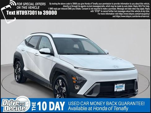 Used 2024 Hyundai Kona SEL image 1