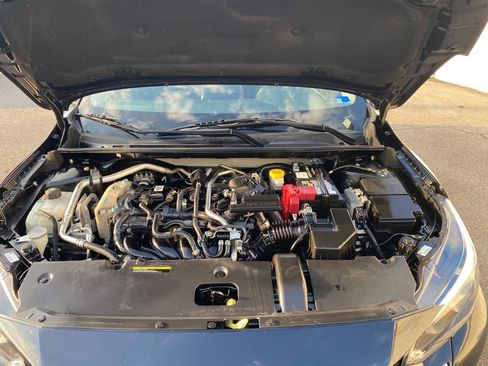 Used 2024 Nissan Sentra SV FWD image 21