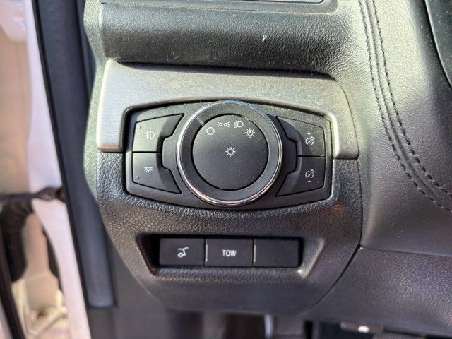 Used 2016 Ford Explorer Platinum AWD/4WD image 12