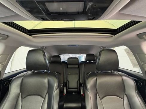 Used 2022 Lexus RX 350L Premium w/ Premium Package AWD/4WD image 40