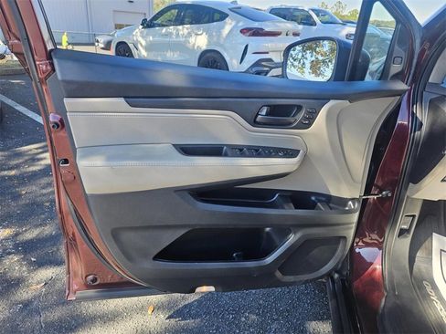 Used 2021 Honda Odyssey EX-L image 12