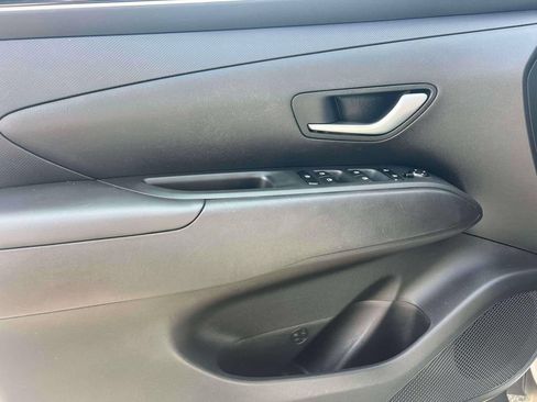 Used 2023 Hyundai Tucson SEL AWD/4WD image 16
