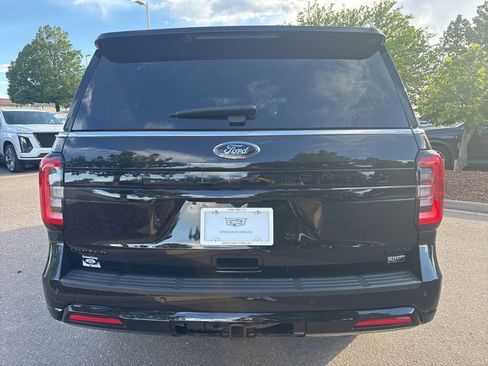 Used 2024 Ford Expedition Max Limited AWD/4WD image 4