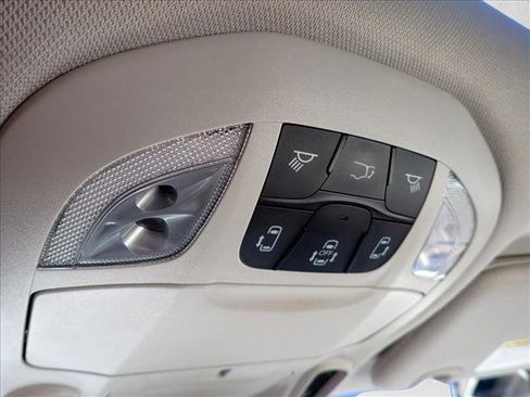 Used 2017 Chrysler Pacifica Limited w/ Advanced Safetytec Group image 22