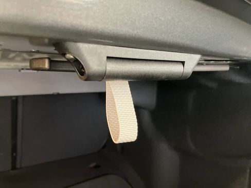 Used 2022 Mercedes-Benz E 350 4MATIC Sedan image 32