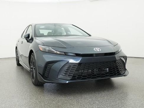 New 2026 Toyota Camry SE FWD image 30