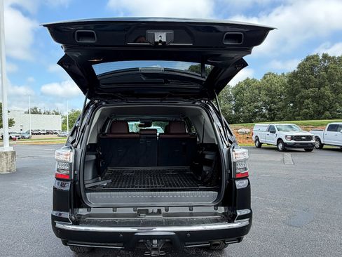 Used 2023 Toyota 4Runner Limited AWD/4WD image 14
