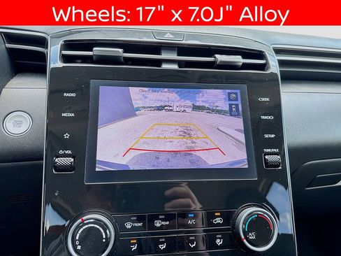 Used 2023 Hyundai Tucson SEL FWD image 18