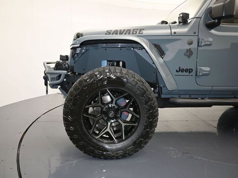 New 2026 Jeep Grand Wagoneer Limited AWD/4WD image 9
