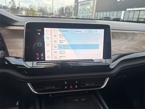 New 2026 Volkswagen Atlas SE image 12