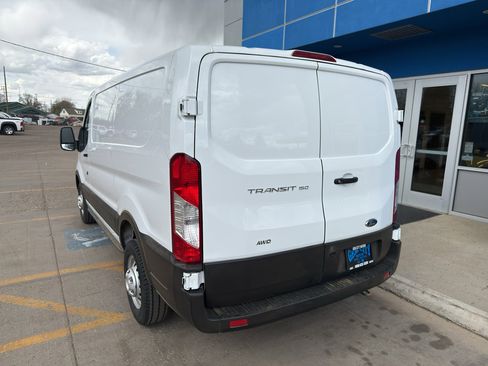 Used 2021 Ford Transit 150 Low Roof AWD image 7