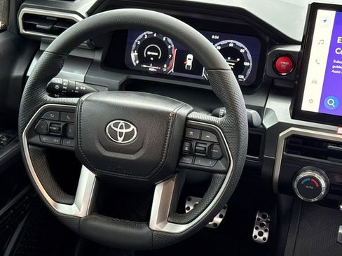 Used 2026 Toyota Tacoma TRD Sport image 14