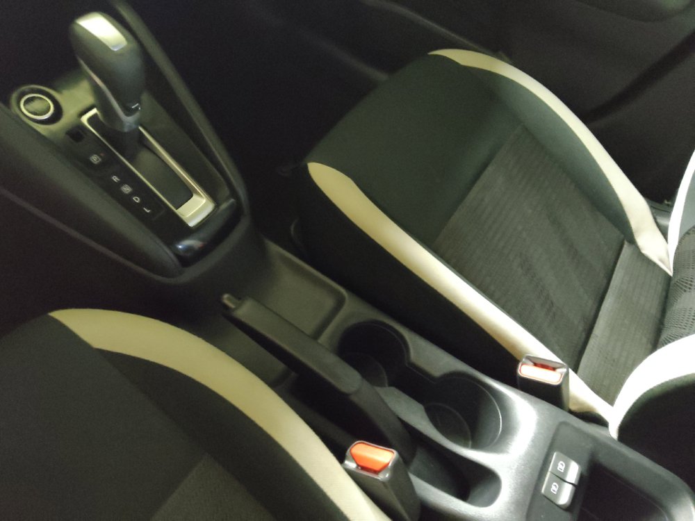 Used 2021 Nissan Versa SV FWD image 26