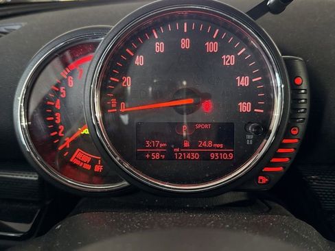 Used 2017 MINI Cooper Clubman S image 13