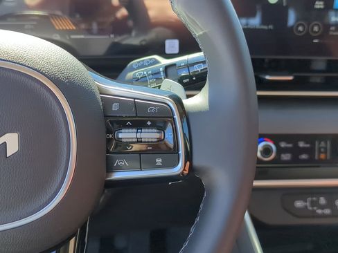 New 2026 Kia Carnival EX image 31