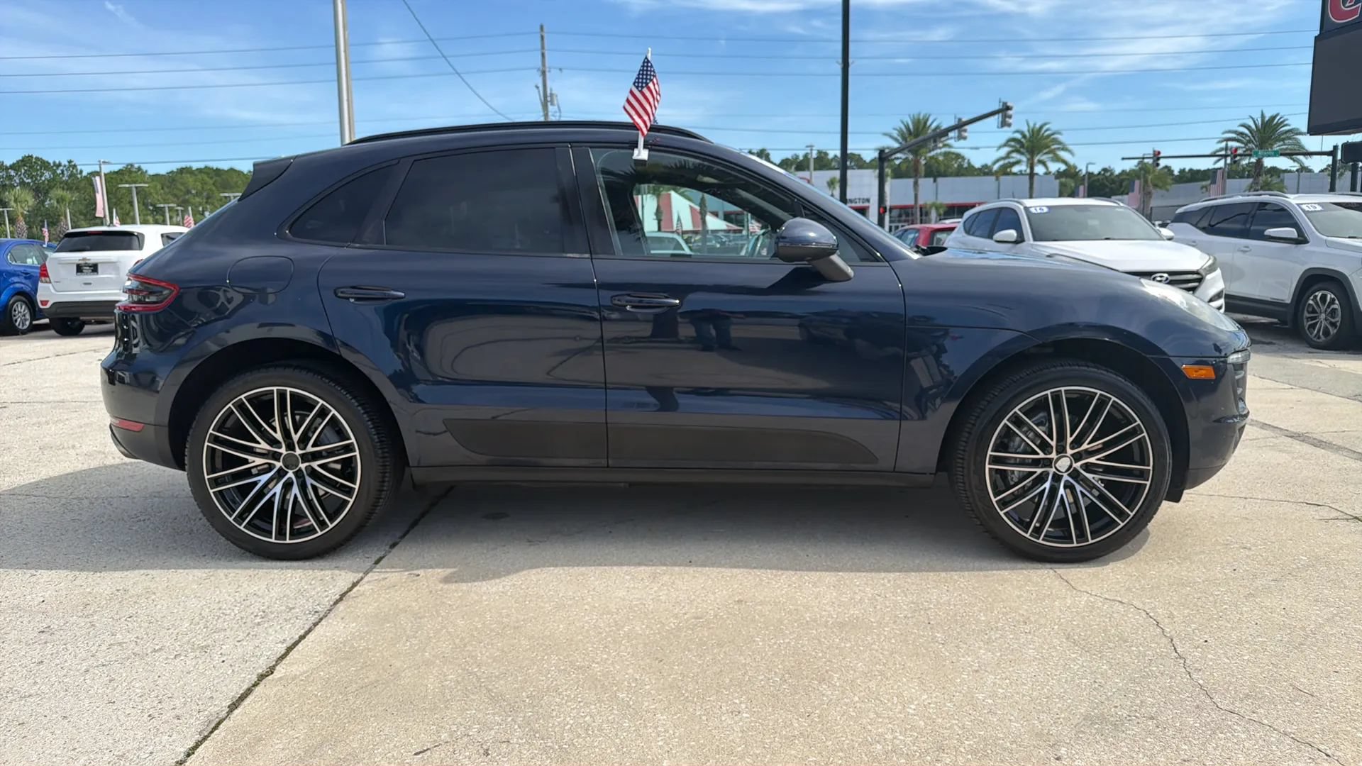 Used 2017 Porsche Macan S AWD/4WD image 6