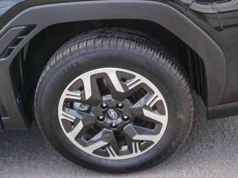 Certified 2025 Subaru Forester Premium AWD/4WD image 9