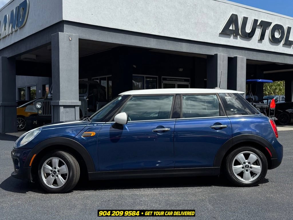 Used 2015 MINI Cooper 4-Door Hardtop FWD image 4