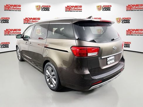 Used 2017 Kia Sedona SX Limited image 2