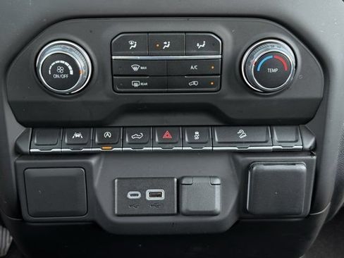 Used 2024 Chevrolet Silverado 1500 Custom Trail Boss AWD/4WD image 19
