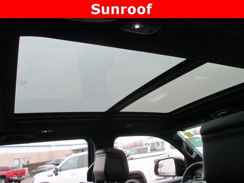 Used 2024 Jeep Wagoneer Series II image 15