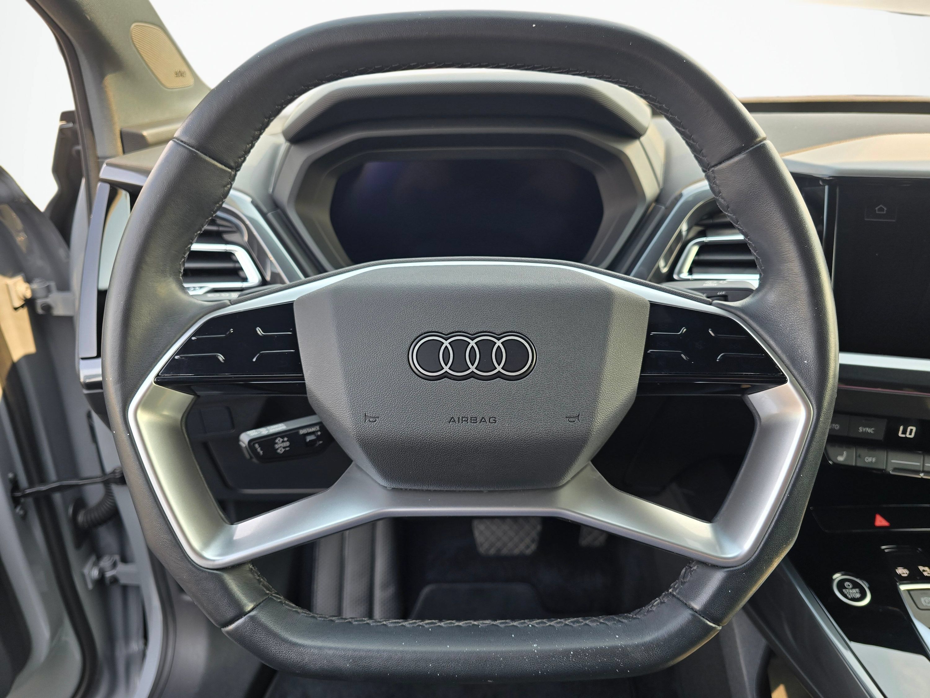 Used 2023 Audi Q4 e-tron Premium Plus w/ Premium Plus AWD/4WD image 13