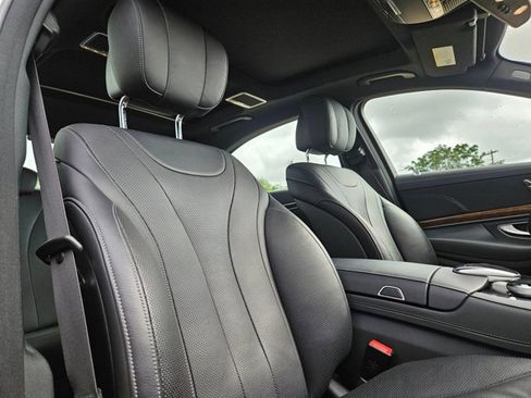 Used 2016 Mercedes-Benz S 550 Sedan image 18