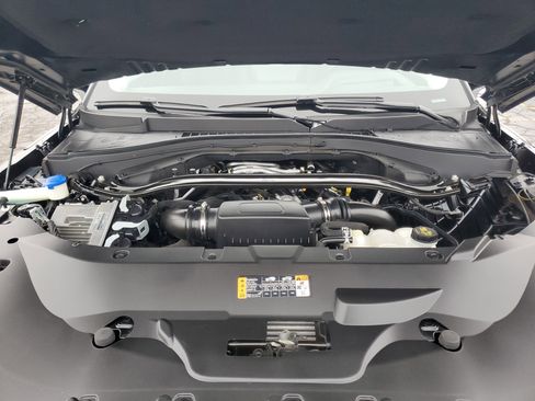 Certified 2023 Lincoln Aviator Reserve w/ Equipment Group 201A image 8