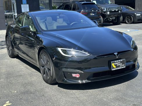 Used 2024 Tesla Model S image 6