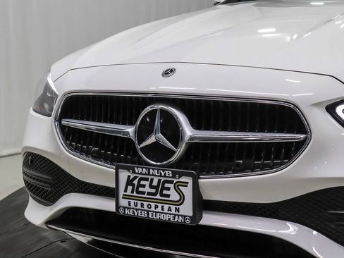 Used 2024 Mercedes-Benz C 300 Sedan image 8