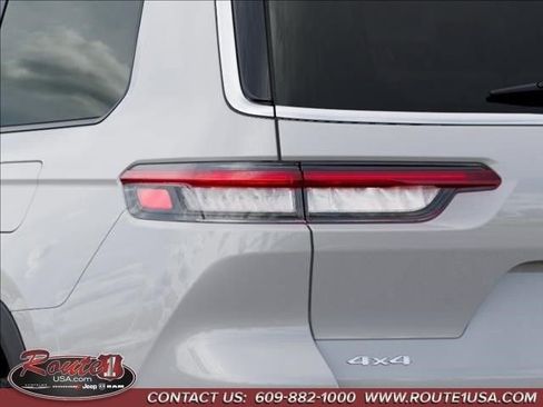 New 2026 Jeep Grand Cherokee L Laredo AWD/4WD image 10