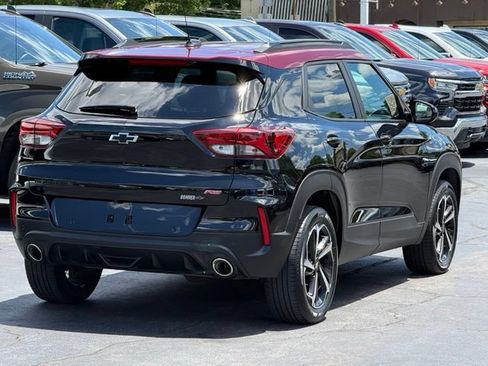 Used 2022 Chevrolet TrailBlazer RS w/ Technology Package AWD/4WD image 7