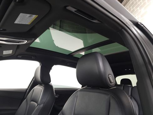 Used 2019 Audi Q7 3.0T Premium w/ Convenience Package AWD/4WD image 18