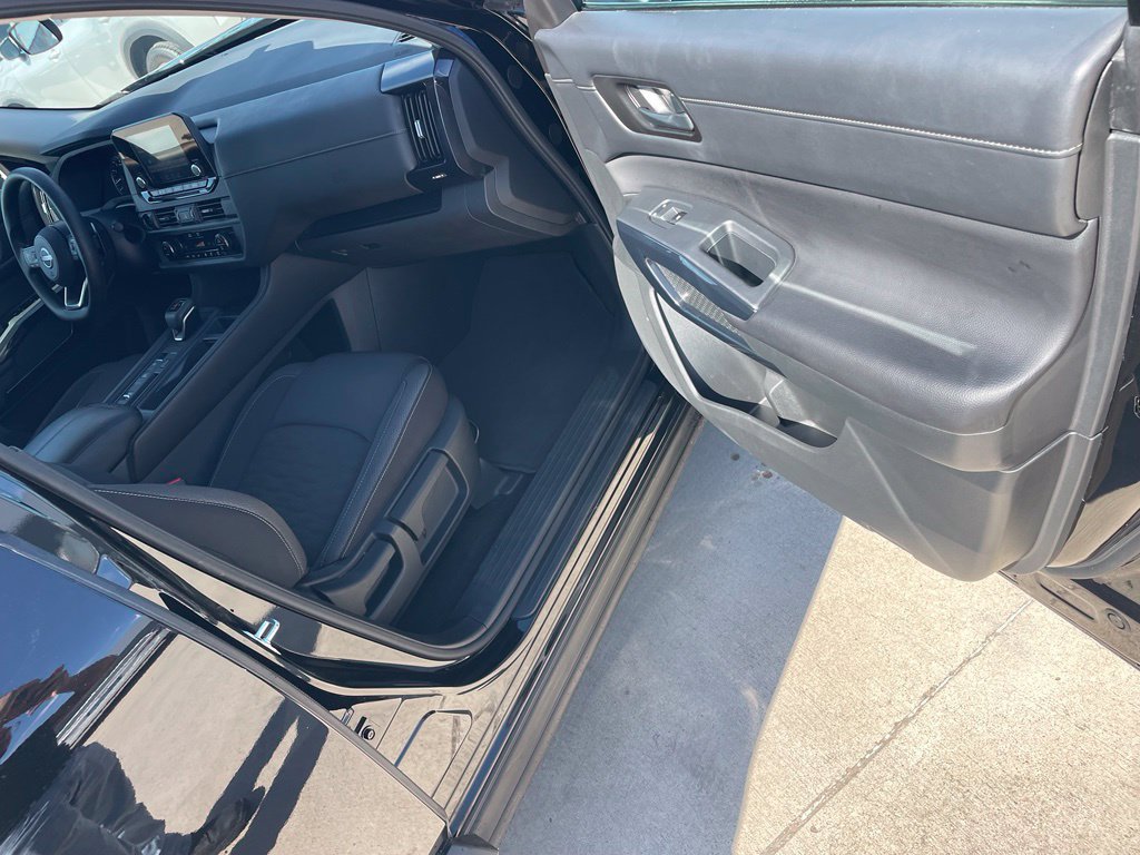 Certified 2025 Nissan Pathfinder S FWD image 20