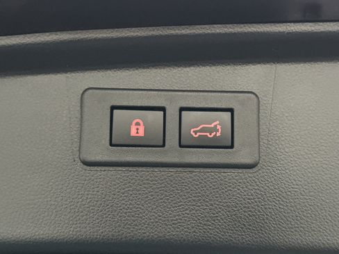 Used 2023 Subaru Outback Limited image 14