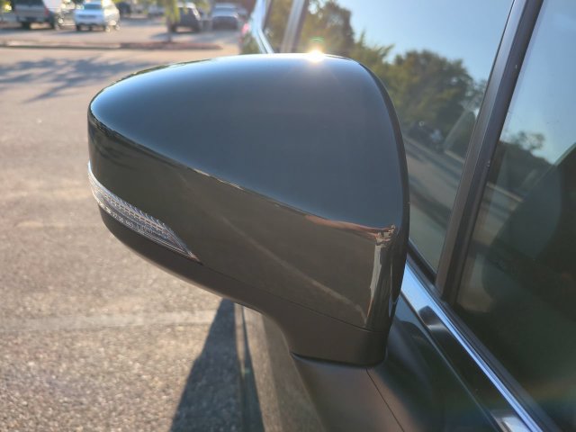 Used 2022 Subaru Forester Limited AWD/4WD image 12