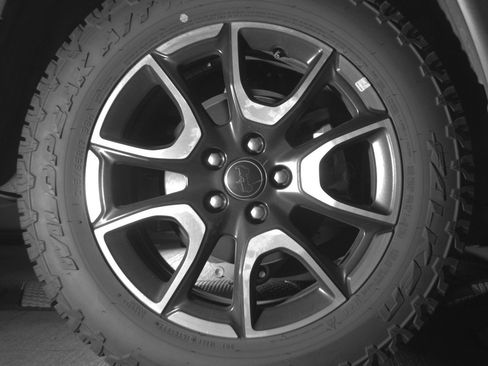 Used 2025 Jeep Compass Trailhawk AWD/4WD image 15