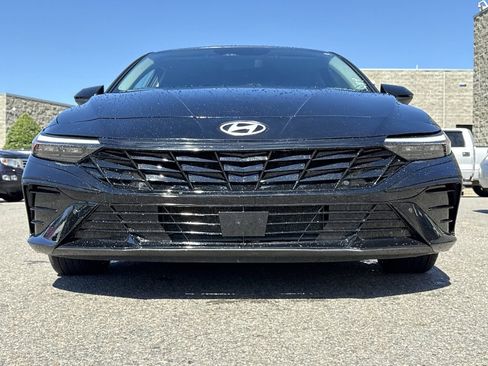 Used 2024 Hyundai Elantra SEL image 8