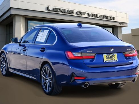Used 2020 BMW 330i xDrive Sedan w/ Convenience Package AWD/4WD image 2